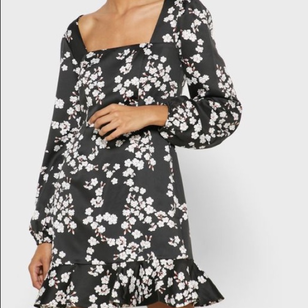 Forever21 Satin Floral Long Sleeve Dress